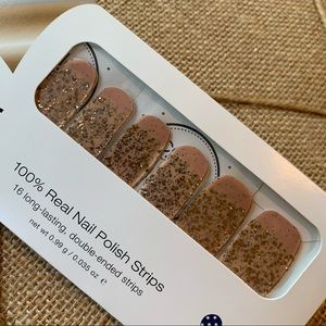 Color street Monte Carlo jackpot glitter dipped nail strips